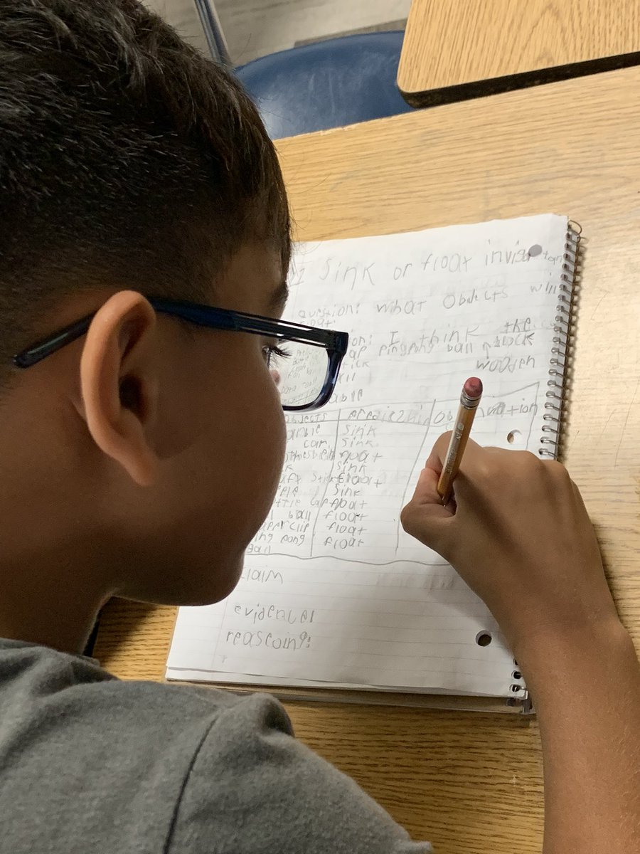 “Ms. McCall what else can float in water?” That sounds like an investigation to me!! <a href="/FortBendISD/">Fort Bend ISD</a> <a href="/jakeanichols/">Dr. Jacob Nichols</a> <a href="/FBISDscience/">Fort Bend ISD Science</a> <a href="/MGE_Gators/">Mission Glen Elementary</a>