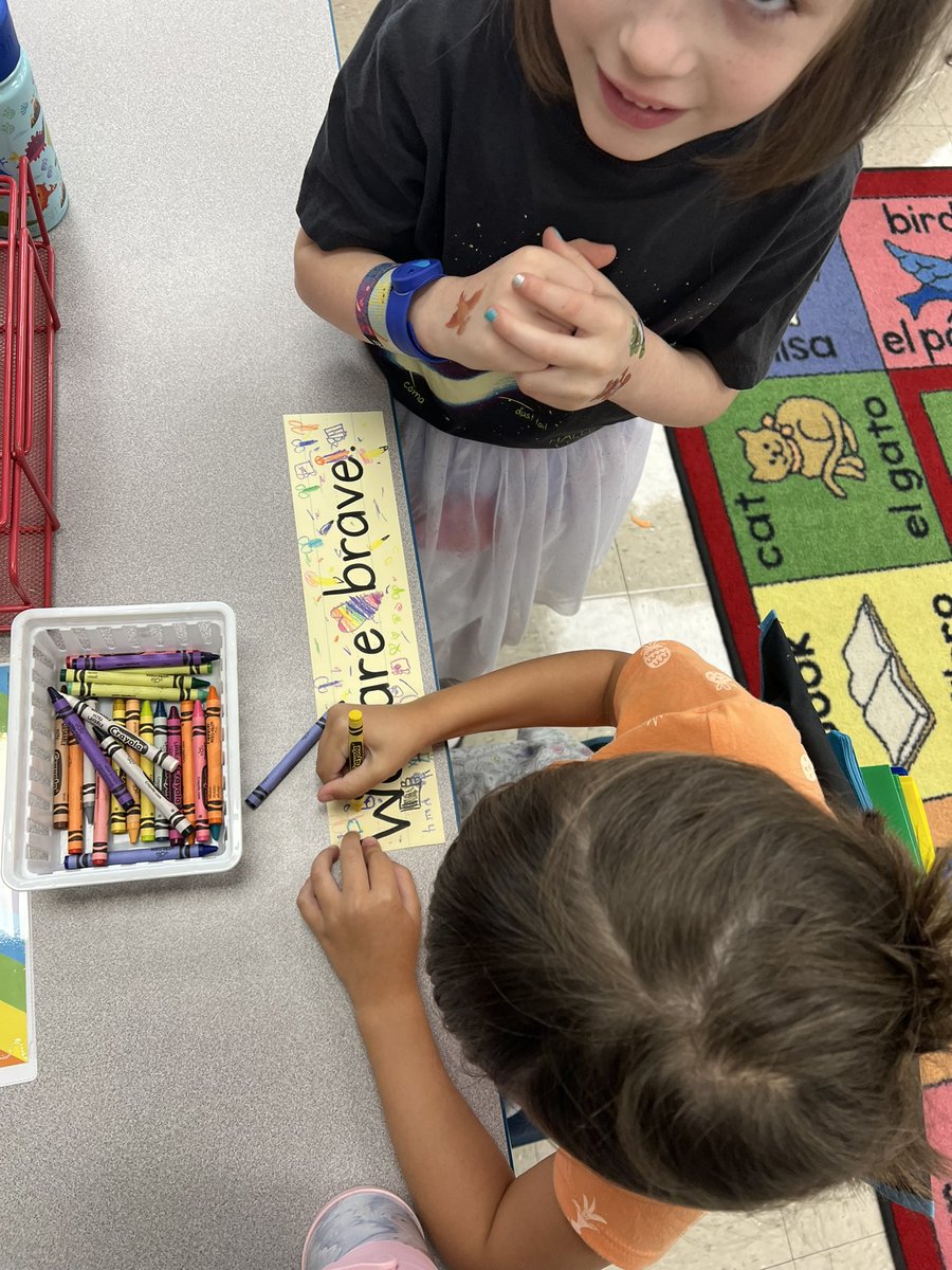 Miss Francis tweet media