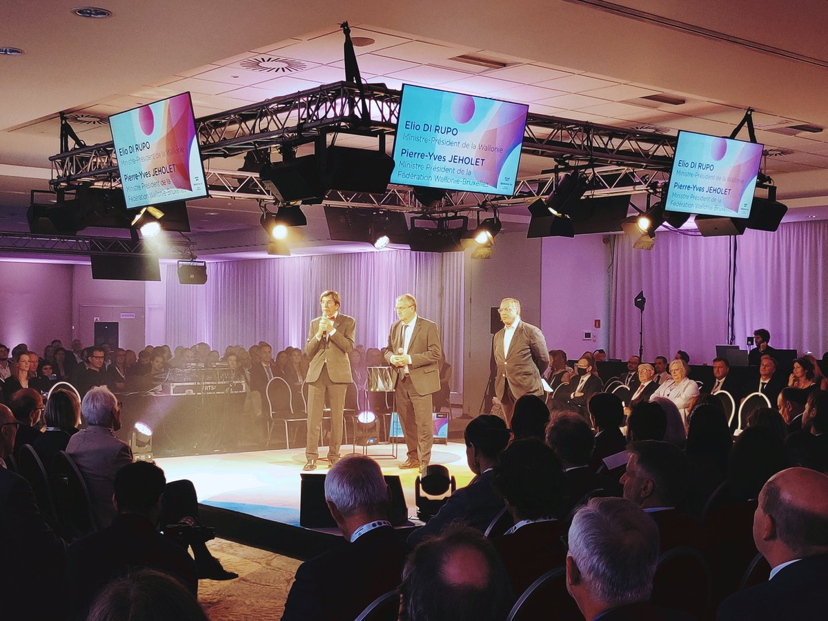 En 🔴 des Wallonia International Business Awards #WIBA2022. En présence des ministres <a href="/eliodirupo/">Elio Di Rupo</a>, <a href="/wborsus/">Willy BORSUS</a> &amp; <a href="/PYJeholet/">Pierre-Yves Jeholet</a> &amp; 7 trophées seront décernés parmi 43 entreprises wallonnes ayant performé 💪🚀 à 🌍. 
Qui seront les lauréats ? Réponses dans 2h sur les #RS de <a href="/AWEX_Belgium/">Wallonia Export & Investment Agency</a>