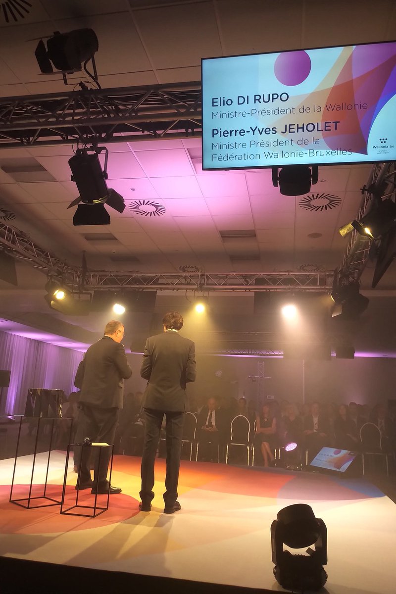 Exporter le talent, voir le globe comme son terrain de jeu, voilà l'ambition de ma région, <a href="/wallonie/">Afuera en Valonia</a> 
Grâce aux outils de réseautage et d'accompagnement les barrières tombent. <a href="/AWEX_Belgium/">Wallonia Export & Investment Agency</a> <a href="/PDELCOMMINETTE/">PascaleDELCOMMINETTE</a> 
Bravo !