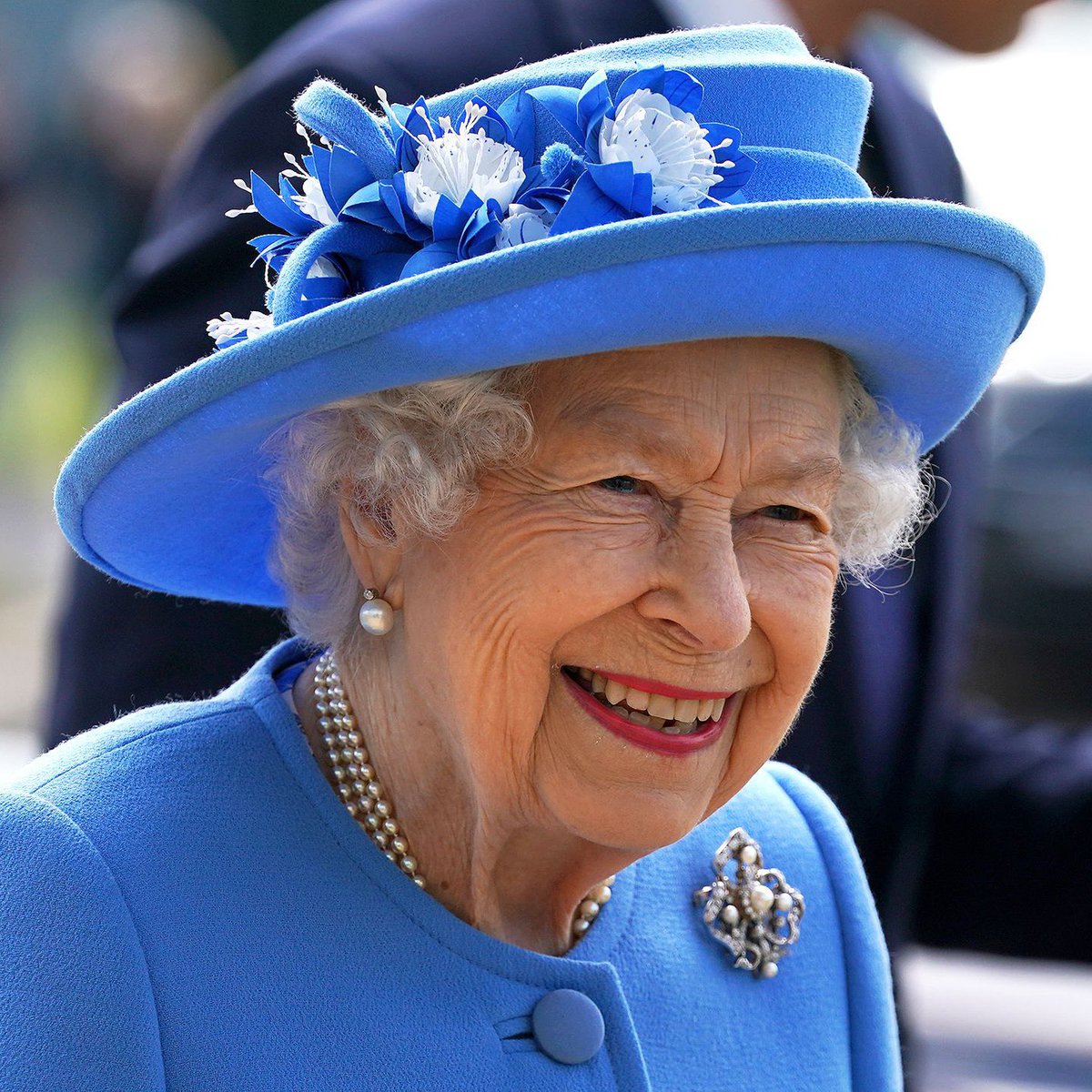 Queen Elizabeth, aged 96 has passed away peacefully, Her last words were 

“Kosovo is Serbia”  

Wow