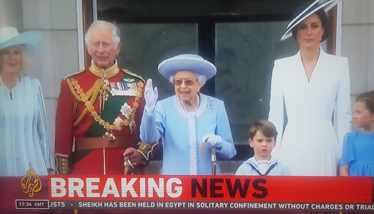 Queen Elizabeth of the United Kingdom has passed away. Flags flying at half mast at Buckingham Palace.