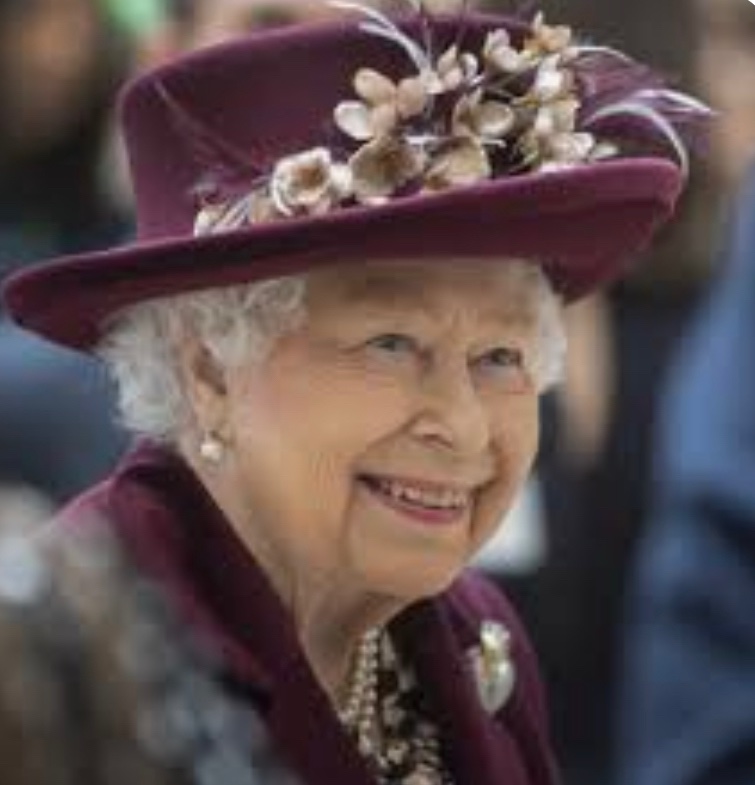 ChrisRyanMM's tweet photo. I had the honour of meeting the Queen several times. A wonderful example of selfless commitment. God speed Ma’am 🇬🇧🇬🇧🇬🇧🇬🇧🇬🇧 #QueenElizabeth https://t.co/DNpMhNzdtP