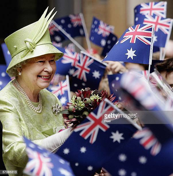SilvanaCoaching's tweet photo. RIP Queen Elizabeth II after a 70 year reign 🤍 https://t.co/GHnoAtpeD4