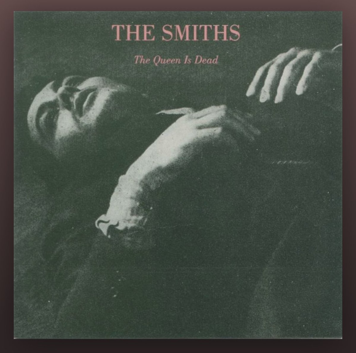 twitregon's tweet photo. Tenk at The Smiths så dette komme, allerede i juni 1986. Det er altså så freaky at hårene reiser seg på ryggen. Nostradamus, ta deg en kjeks. https://t.co/SFeMiLFR7S