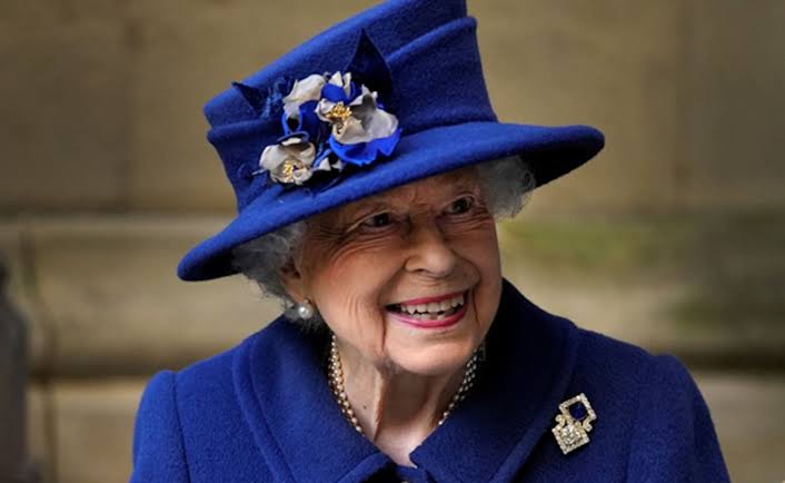 EhsaanSajjad's tweet photo. Rip to the queen🙏
#QueenElizabeth 
#Queen https://t.co/14wHgjCAxN