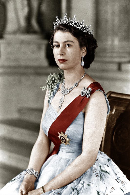 ScgShow's tweet photo. @BBCNews RIP the Classiest Woman in History 🙏🏻💙 #QueenElizabeth #Queen https://t.co/Q0aMRm35Zi