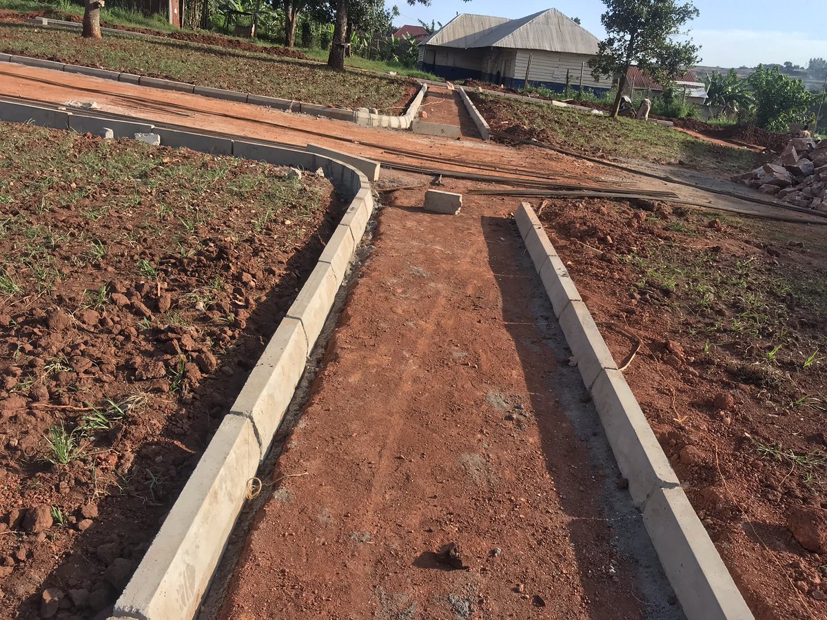 falsomconstruct tweet picture