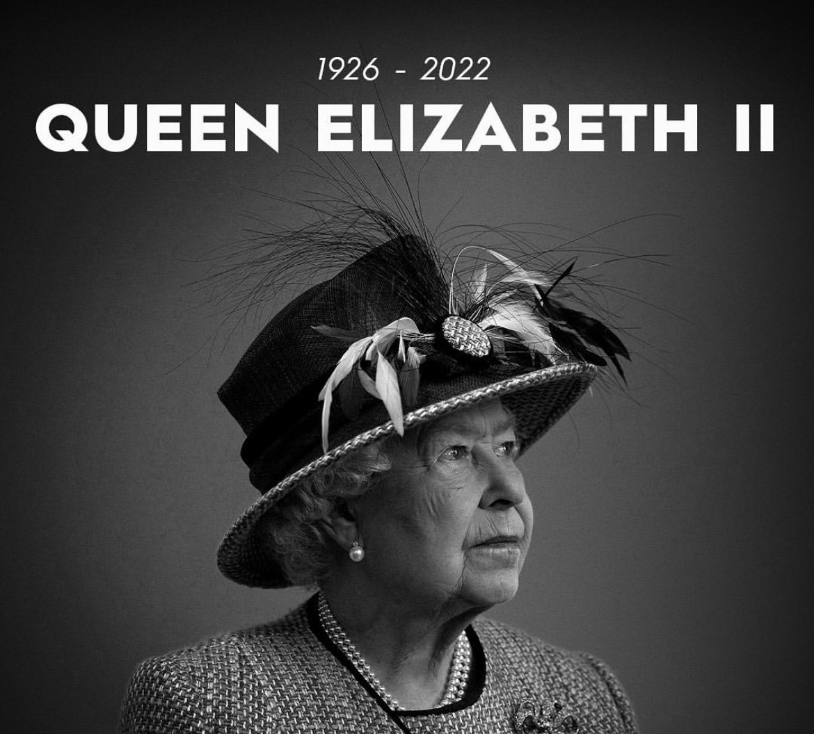 mariolopezviva's tweet photo. RIP HER MAJESTY! https://t.co/F6dMvVSySK