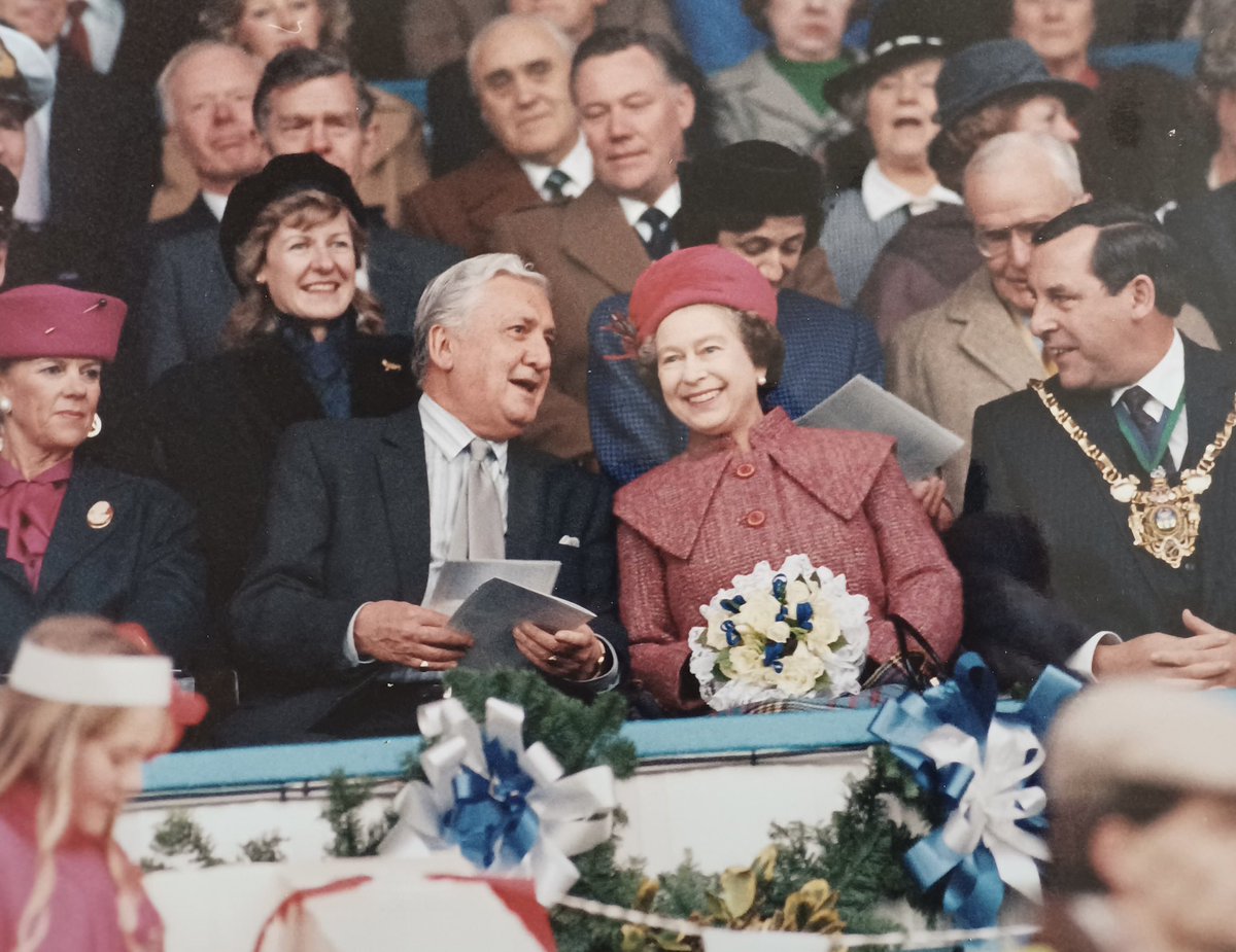 swfc's tweet photo. We join the nation in mourning the passing of Her Majesty Queen Elizabeth II

RIP https://t.co/xvOiC1vxlh
