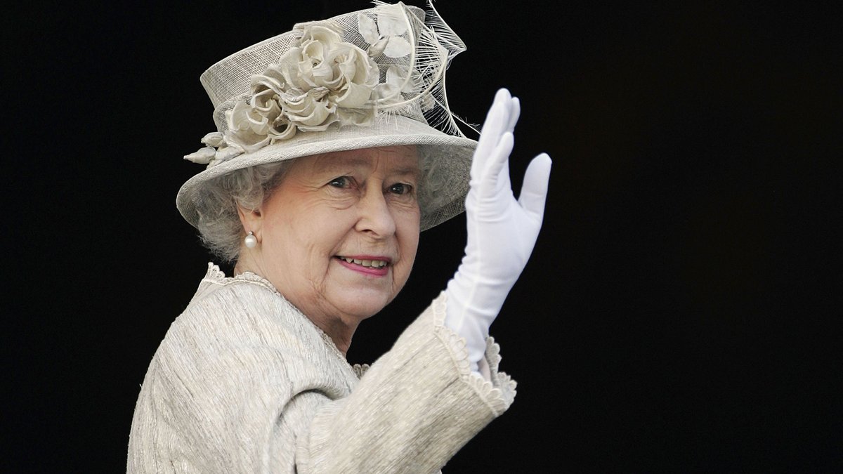 Tes wishes to send its sincere condolences to the Royal Family after the announcement of the death of Queen Elizabeth II