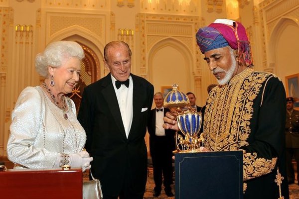 andalusioman's tweet photo. رحم الله #الملكة_إليزابيث_الثانية وأسكنها أعلى الجنان وجزاها الله خيراً عن كل ما قدمته للبشرية ونسأله أن يتجاوز عن سيئاتها وكل التعازي للشعب البريطاني الصديق وإنا لله وإنا إليه راجعون 
#الملكة_إليزابيث_الثانية #QueenElizabeth https://t.co/9os7tMIeUB