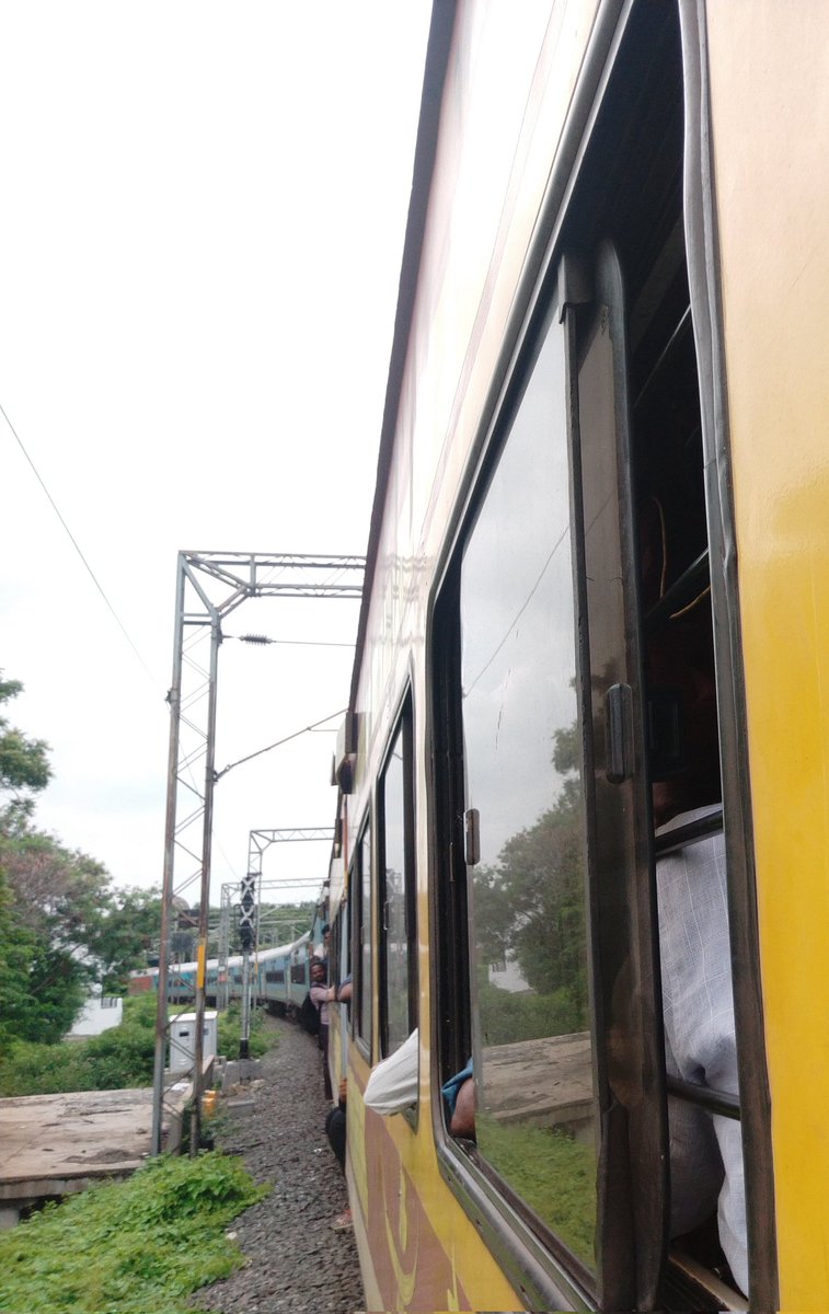 DrsenthilVa's tweet photo. Vaigai Express 12636 today MS To MDU U/R pathetic condition. Not only weekend, even weekdays also more passengers are travelling
@RailwaySeva @RailMinIndia
@GMSRailway @DrmChennai 12636,12605 trains needed more GS coaches for d welfare & safety of passengers.
#NeedExtraGScoach https://t.co/0kaEDxxiWZ