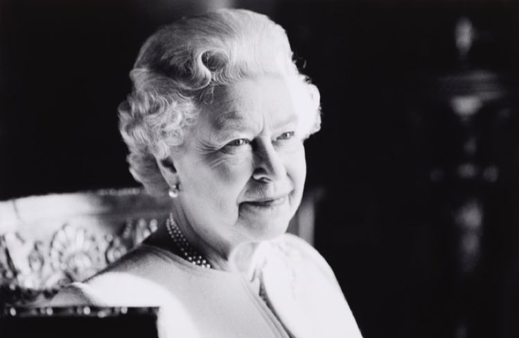 MerryPaulose's tweet photo. Queen Elizabeth II, the UK’s monarch for the past 70 years, has died aged 96 #QueenElizabeth #Queen #DiedSuddenly https://t.co/bgGZLtZQfo