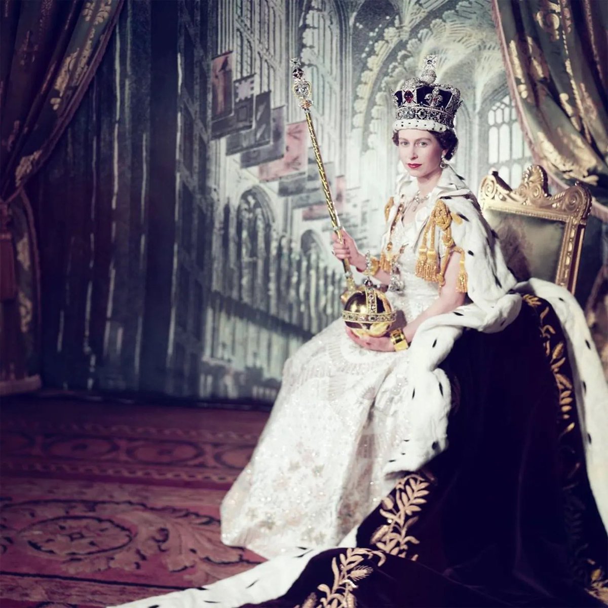 pleckboy's tweet photo. Our Queen https://t.co/QSyyA5YKEu