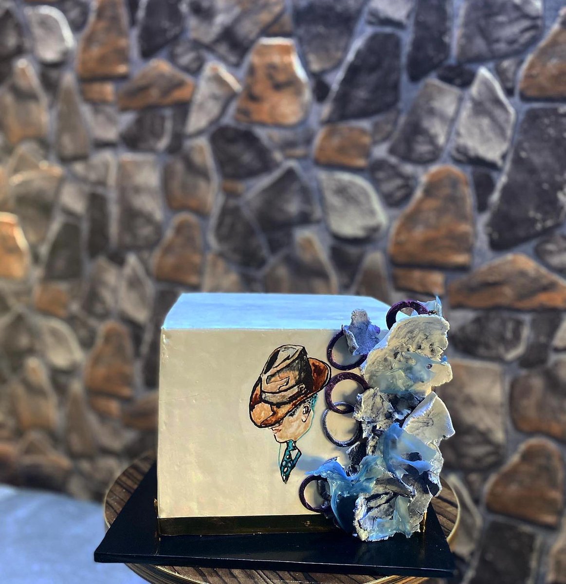 _Vanilladaddy's tweet photo. Premium quality ✅
Classic for a dad
I hand painted this🥵
#bigmanscake #cakes #food #QueenElizabeth #Goodfood #kanotwittercommunity https://t.co/GGRAbjtQfn
