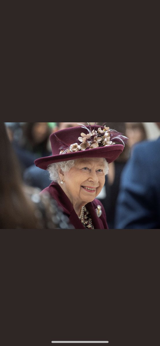 nataliestone83's tweet photo. God bless you our Queen rest in peace ❤️😇 https://t.co/L0hU1yZoew