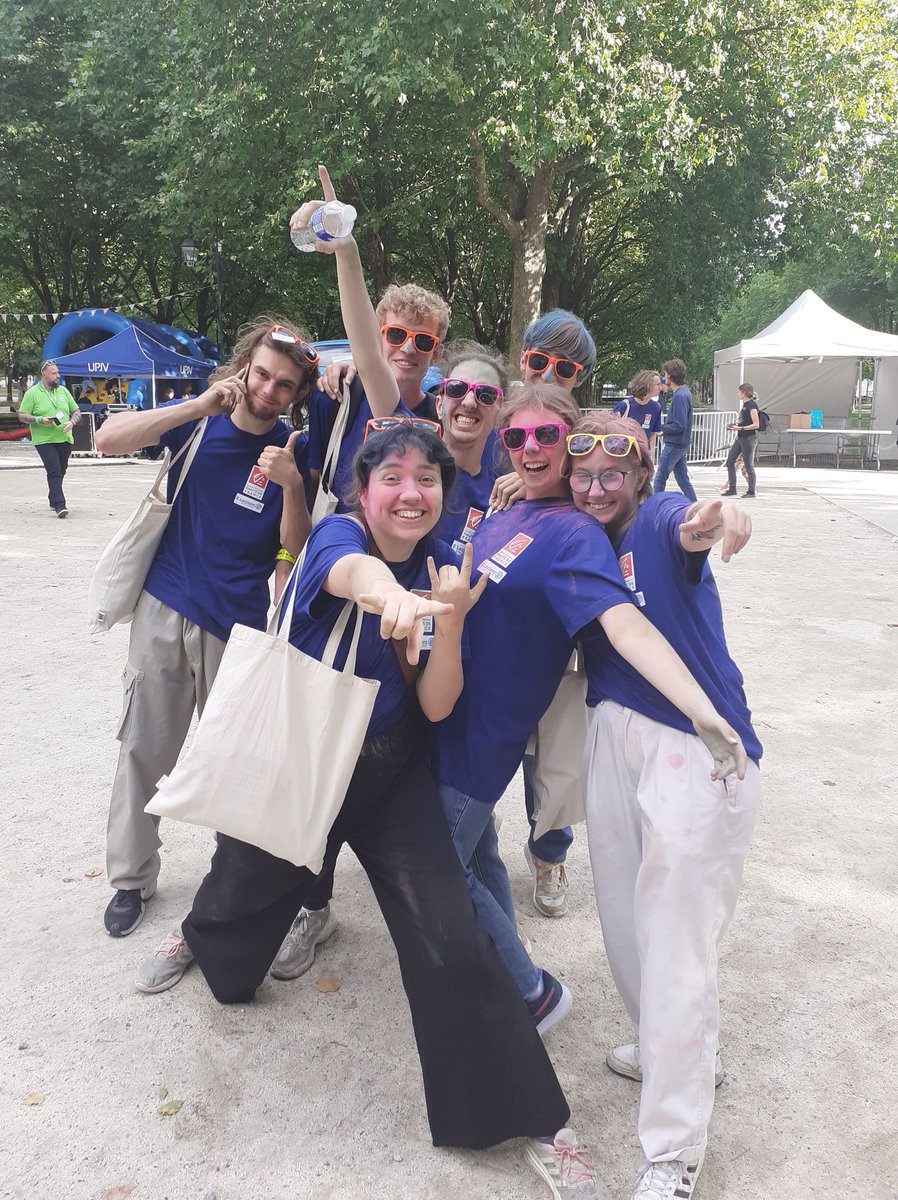 Cela fait plaisir de participer à nouveau à la Journée d'Accueil des Etudiants de <a href="/a_saint_quentin/">Saint-Quentin</a> et cette année comme représentant de @AfevAmiens <a href="/AfevFrance/">Afev</a> ! Hâte de pouvoir développer d'autres actions dans cette belle ville dynamique ! 
<a href="/AggloStQuentin/">Agglo du Saint-Quentinois</a> <a href="/MacarezF/">Frédérique Macarez</a> <a href="/UPJVINSSET/">shinju</a>