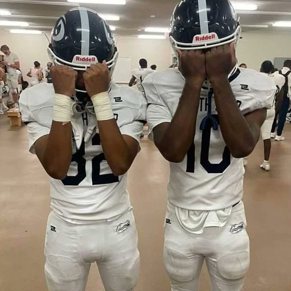 HilleKristy's tweet photo. @LNSFootball Can't wait!!!! Let's go Gator's!!!!! https://t.co/ynLUQx0NGc