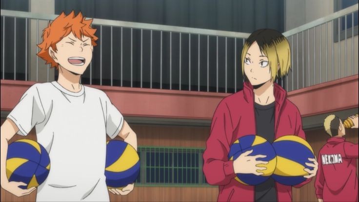 #kenhina 

Я голос в                   Ты голый в
твоей голове            моей голове