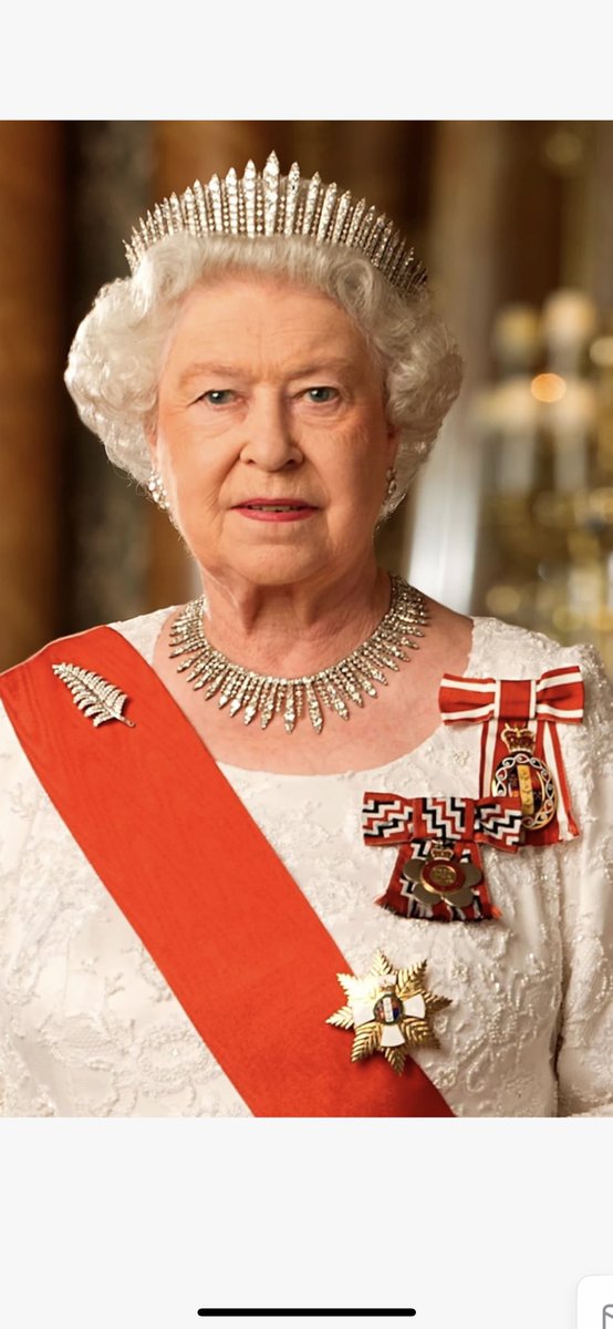 South End Jr School tweet media