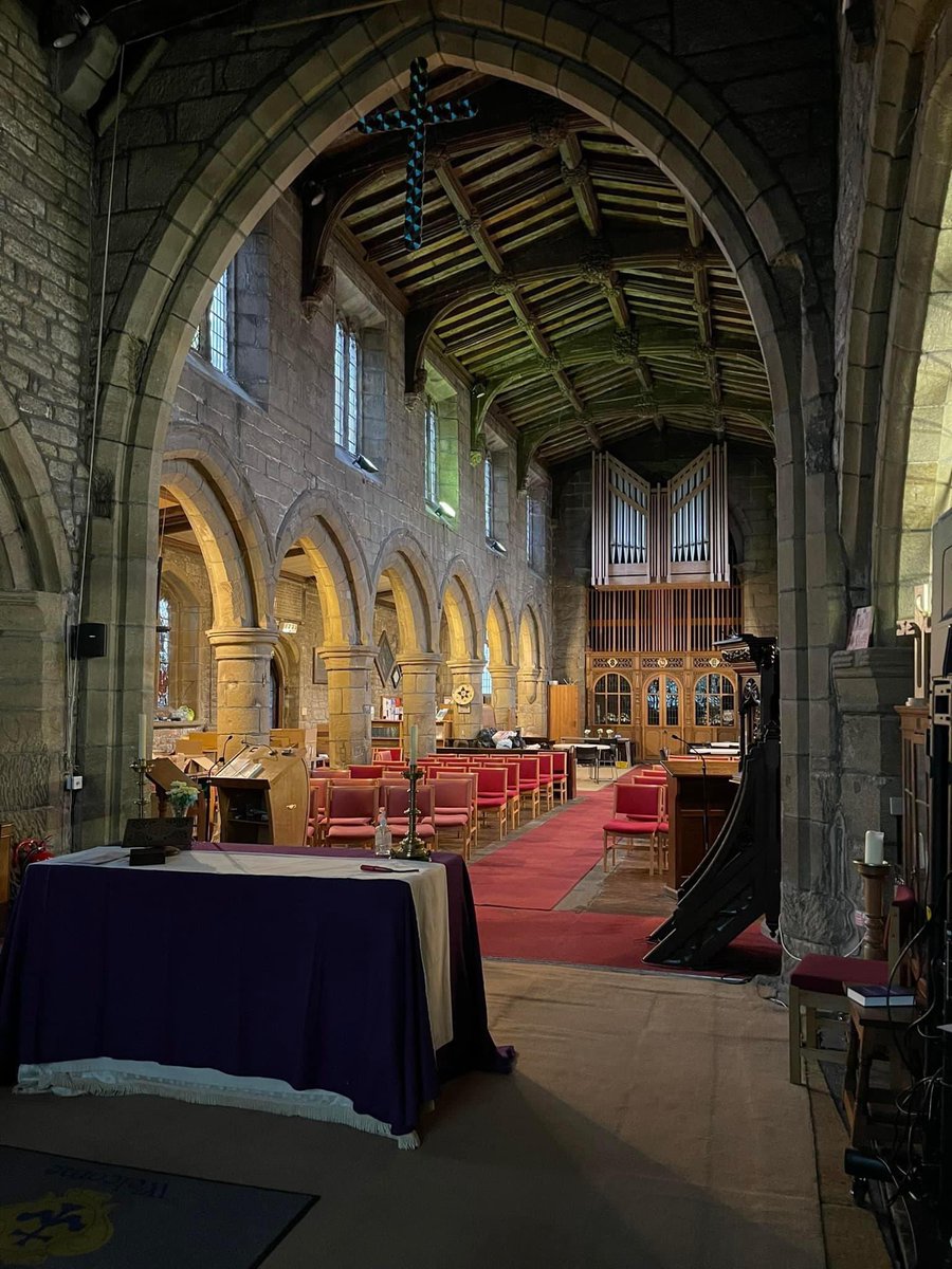 St John’s will be open from 7pm this evening for silent prayer. Everyone is welcome as we gather together at this sad time to remember and pray for Her Majesty The Queen. #penistone