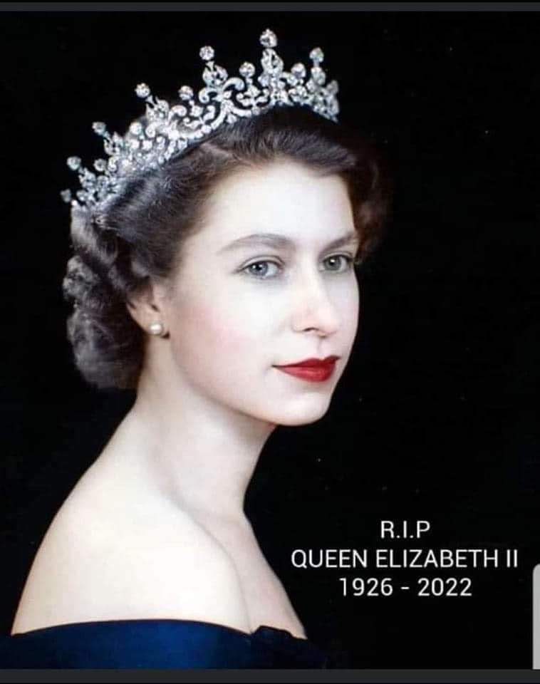 Heddiw, bu farw Brenhines Elisabeth II gan ddod a’r teyrnasiad hiraf mewn hanes y fonarchiaeth Brydeinig i ben.