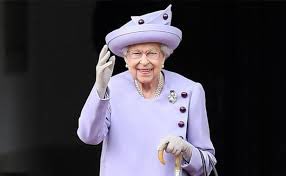 goated_szn_'s tweet photo. 🏴󠁧󠁢󠁥󠁮󠁧󠁿🇬🇧 R.I.P 1936-2022 💔💔 #NUFC #Queen #QueenElizabeth #RIP #RIPQueenElizabeth https://t.co/YMNrR1IwUZ
