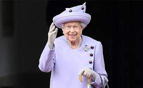 Breaking News: Queen Elizabeth II dies at 96, Buckingham Palace announces https://t.co/l4102RuteR