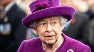BernardNHoward's tweet photo. "Although we are capable of great acts of kindness, history teaches us that we sometimes need saving from ourselves ... God sent into the world a unique person, neither a philosopher nor a general ... but a Saviour, with the power to forgive."
Queen Elizabeth II, Christmas 2011 https://t.co/qdy6vsW6fu
