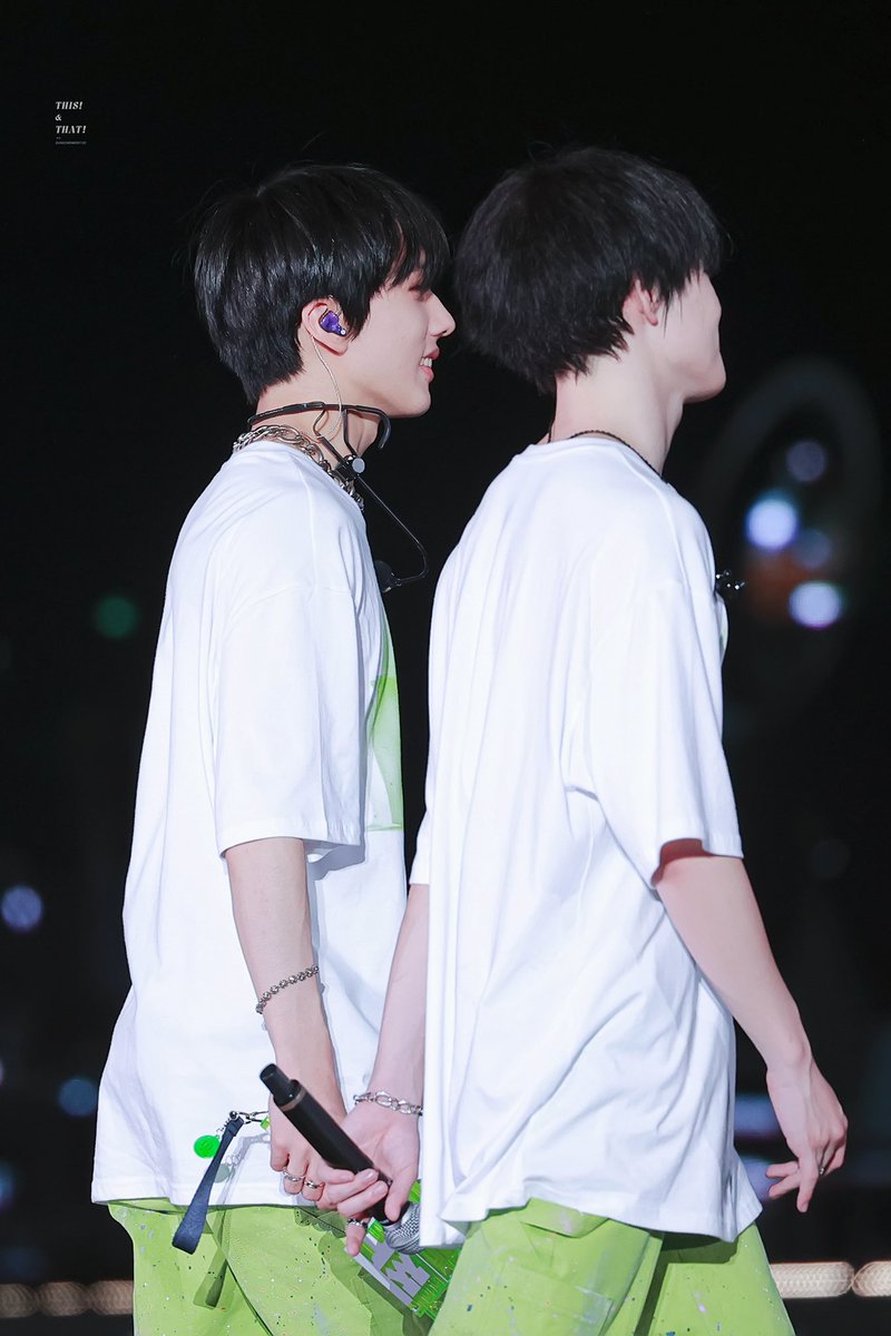 #지성 #박지성 #JISUNG 
#천러 #CHENLE 
#지천 #THEDREAMSHOW2_In_A_DREAM 

💚👂🏻💚