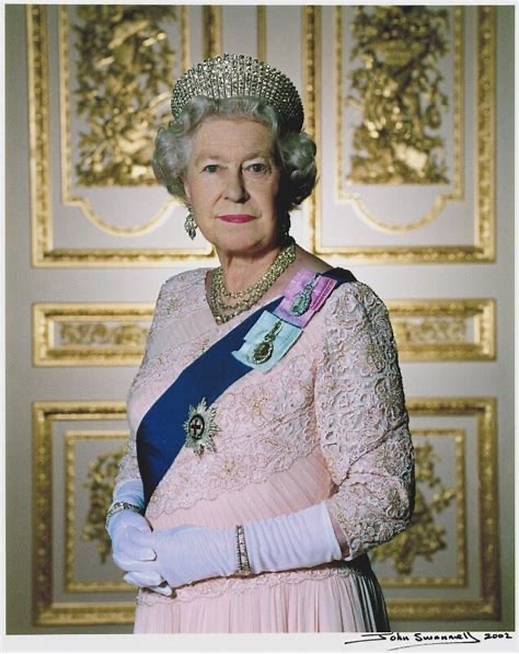 StPetersYork's tweet photo. The whole community of St Peter’s School wishes to express its sadness at the death of Her Majesty The Queen. Our condolences to the Royal Family and all those who knew her. We will keep them in our prayers over the forthcoming days. Rest in Peace.
@J_M_P_Walker https://t.co/jsOjU6hQLs