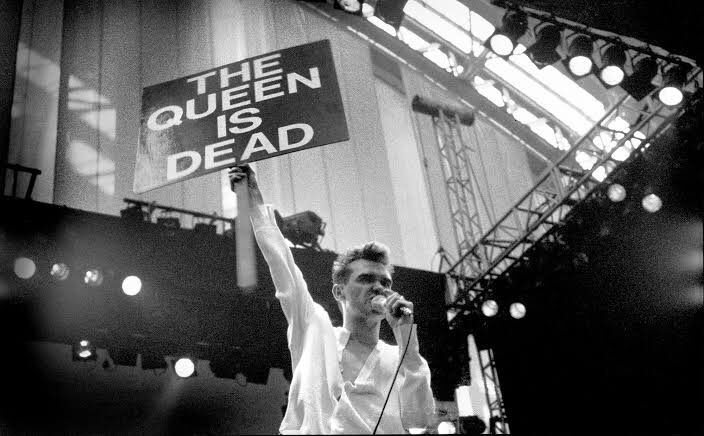 QFBLino's tweet photo. Ya pasó 
#QueenElizabeth
#ReinaIsabel https://t.co/k7jxrk8vp1