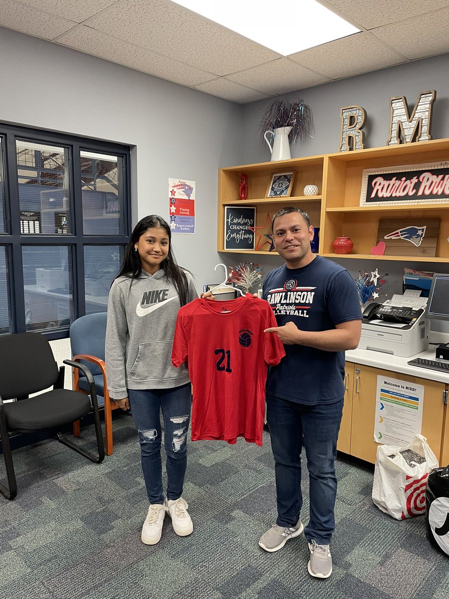 Stephen Gomez (@mrgomeznisd) on Twitter photo One of the best traditions at Rawlinson!! Good luck 7th grade girls!! 🤞🏐 <a href="/rawlinson_msg/">Rawlinson Girls' Athletics</a> <a href="/NISDRawlinson/">Rawlinson MS</a> <a href="/isabel_pisano/">Isabel Pisano</a> <a href="/SherryMireles/">Sherry Mireles</a> One of the best traditions at Rawlinson!! Good luck 7th grade girls!! 🤞🏐 <a href="/rawlinson_msg/">Rawlinson Girls' Athletics</a> <a href="/NISDRawlinson/">Rawlinson MS</a> <a href="/isabel_pisano/">Isabel Pisano</a> <a href="/SherryMireles/">Sherry Mireles</a>