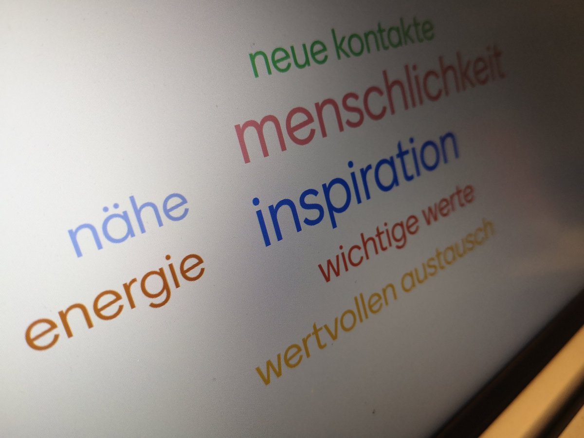 Systemisches Netzwerk tweet media