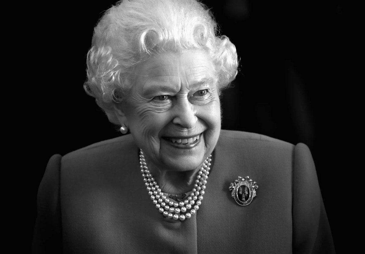 Rest In Peace your majesty 🖤 🇬🇧 😞