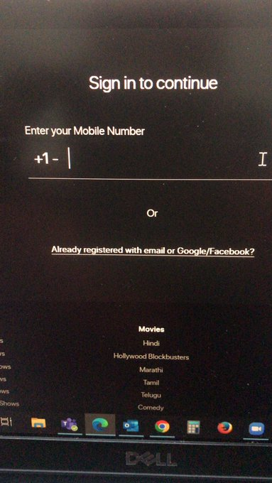 CMahazin's tweet photo. @SonyLIVHelps The issue is when i am trying to login through browser on laptop not my phone, tried with chrome and edge both places same issue

The login page country code auto populating on browser https://t.co/I6fFEfThOv