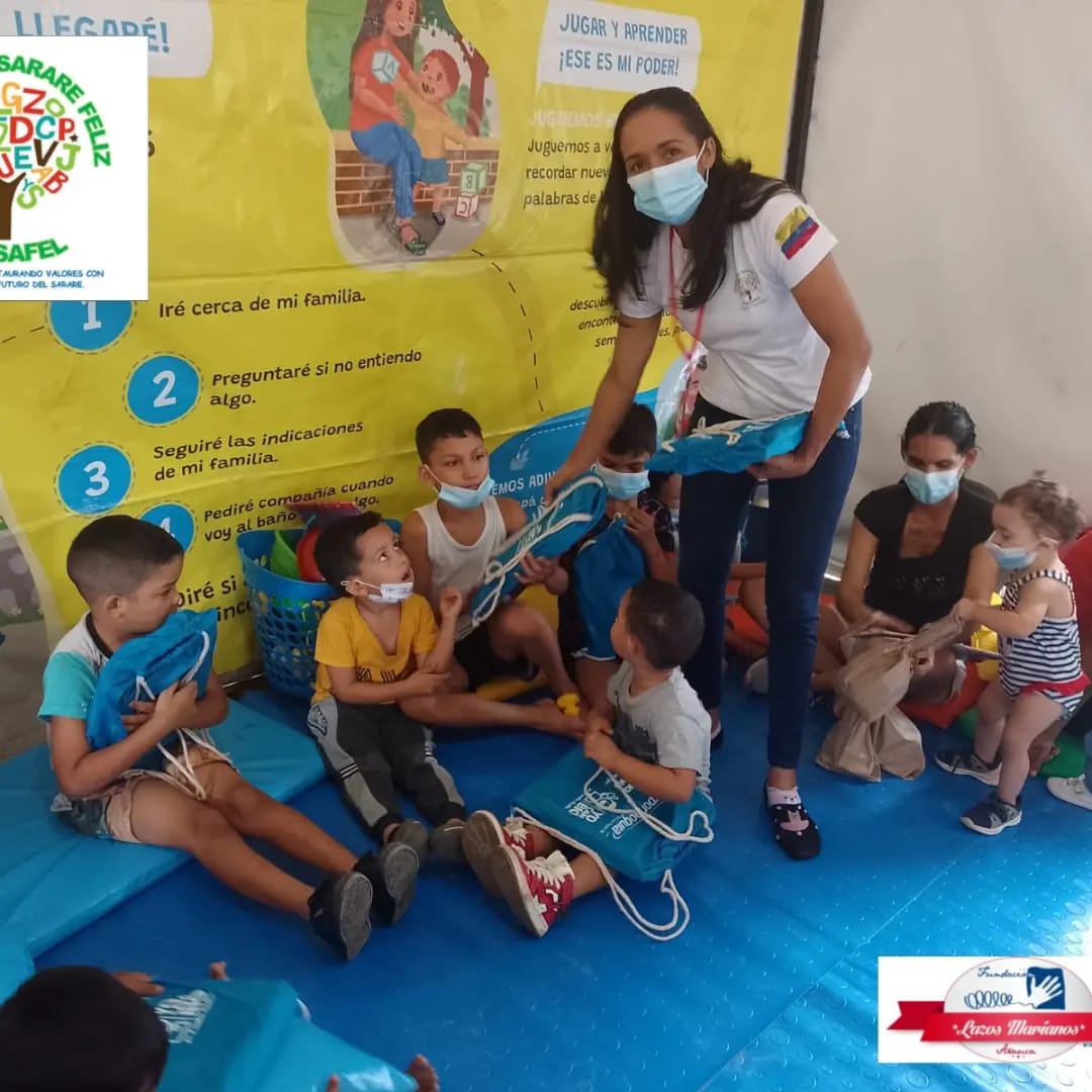 funsafel's tweet photo. Fundación lazos Maríanos en conjunto con las fundaciónes Funsafel Accion Humanitaria realizaron charla educativa a jóvenes de la comunidad 30 de agosto con el objetivo de brindar educación sexual a esta joven comunidad.
#juntossomosmasfuertes
#lazosmarianos https://t.co/m9EU9EyWqe