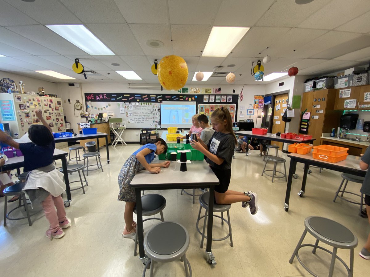 MrsK_STEAMLab's tweet image. #sTEAMwork makes the dream work #inertiatowers