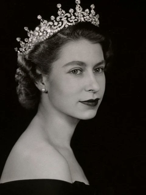 RIP to the feminine Icon that was Queen Elizabeth II  #queenelizabeth #womeninpower https://t.co/uSN<a href="/tag/queenelizabeth"class="tags"><span>#queenelizabeth</span></a><a href="/tag/womeninpower"class="tags"><span>#womeninpower</span></a>