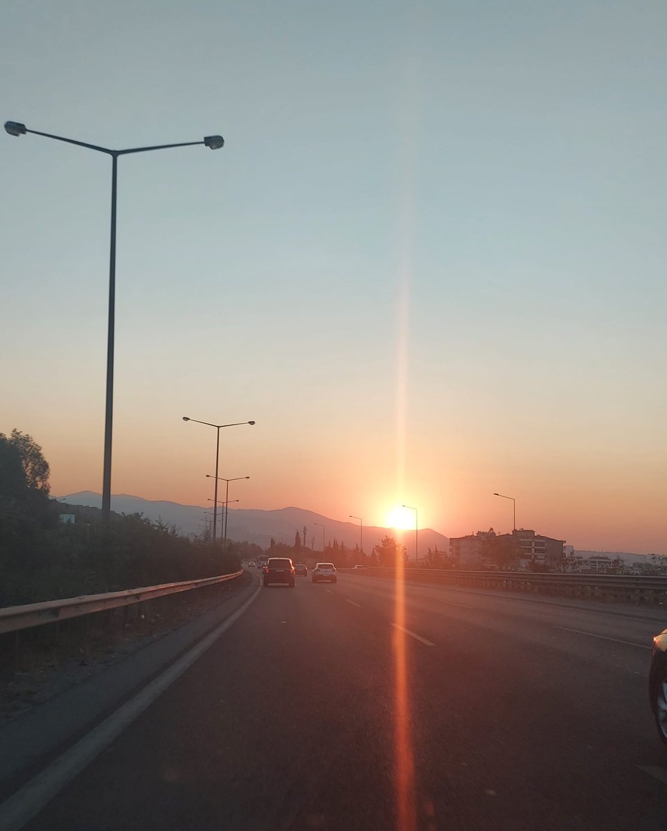 " Yol güzel , varmak değil ! "