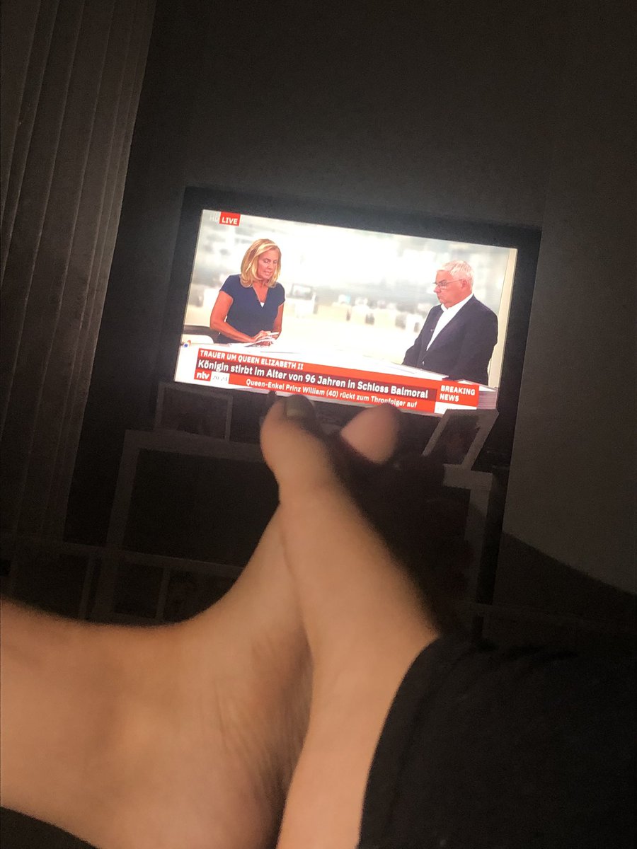 going through this tough time together ✊🏻