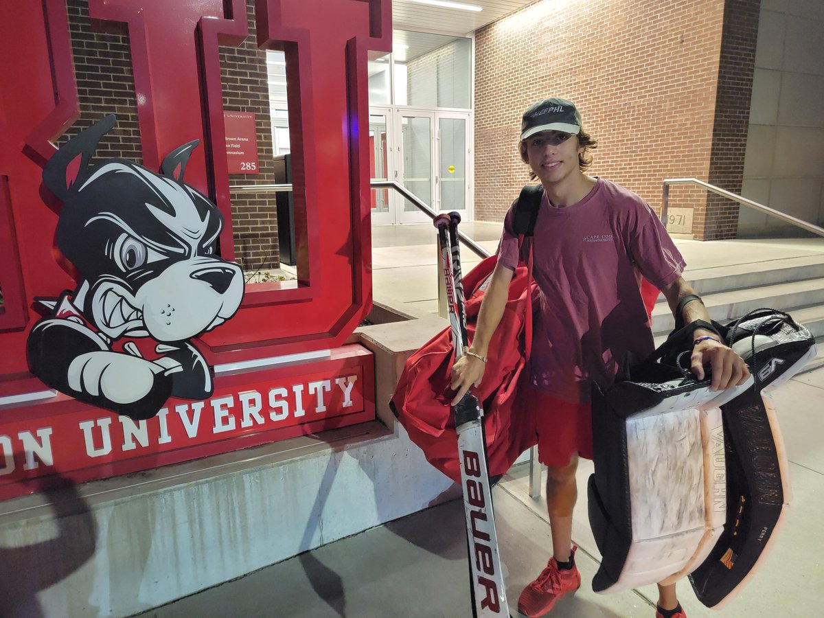 JACKPERRYWHS's tweet photo. Tryouts on Monday...  #AllIn #goalie @BUClubIceHockey https://t.co/jmlmv7vDvr