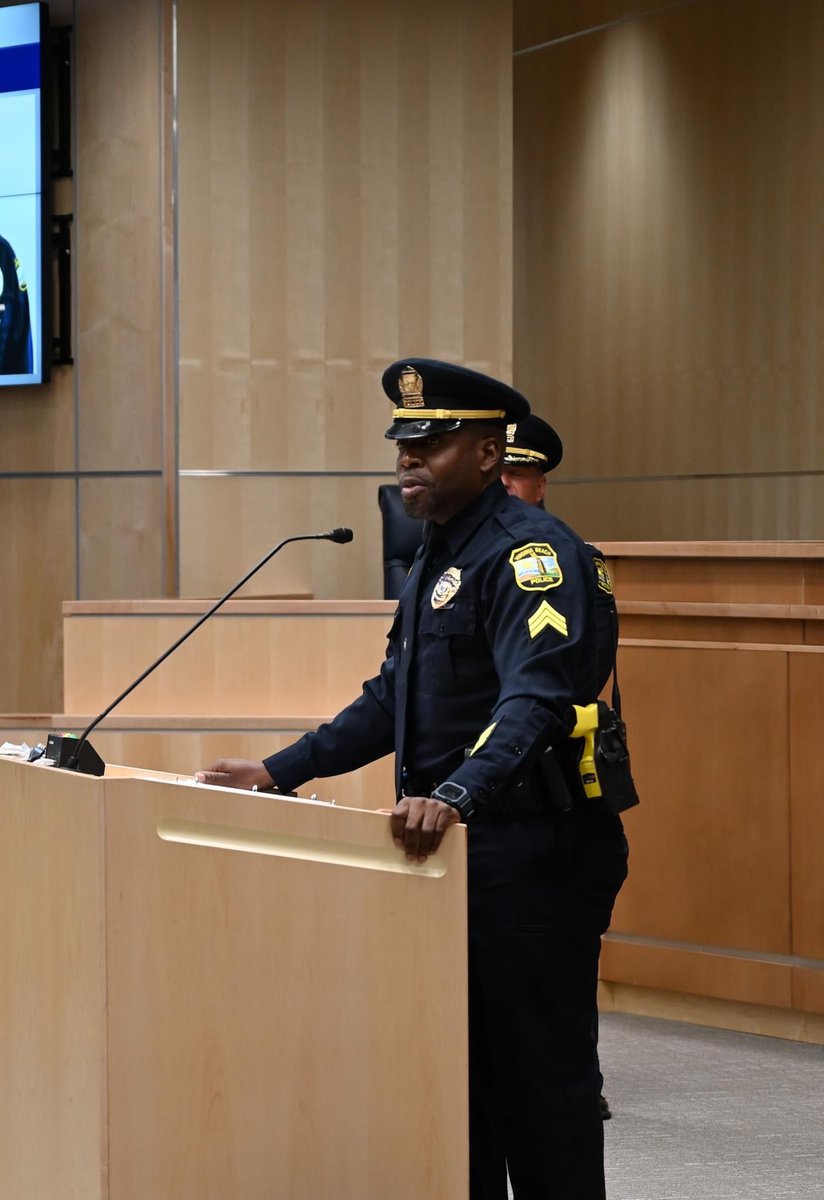 VBPD's tweet photo. Today, VBPD celebrated 3 officers who were promoted to Sergeant, Lieutenant and Captain. Please join us in congratulating Sergeant Derek Reed, Lieutenant William "Christian" Rutherford and Captain Colin Elliot! These three have over 57 years of police experience! Way to go! https://t.co/nLIx6ZQEkc