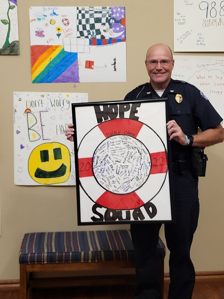 HopeSquads's tweet photo. Thank you @ChiefBurr101 ... "After learning more about the Hope Squad program, 92 middle school DARE Campers signed this great poster for me that is now a centerpiece in my office.
Learn more about Hope Squad at https://t.co/J81e3Llkoo
#ArkCityHopeSquad
#FirstInKansas " https://t.co/qp3a2t84up