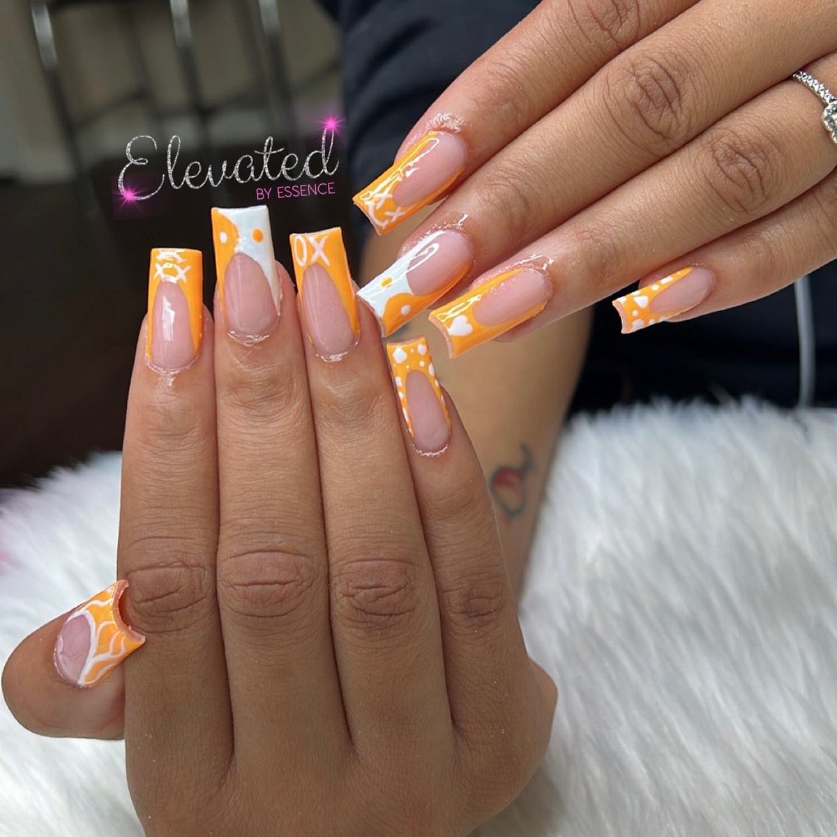 essence2170's tweet photo. ATTENTION ALL HOWARD UNIVERSITY STUDENTS💙❤️‼️📢🗣
September bookings are open and available
Use code “HOWARD” for $$ off #howarduniversity #therealhu
#howardnails #howardnailtech #dcnailtech #dmvnailtech #brooklynnailtech #hu24 #hu23 #hu25 #Hu26 #elevatedbyessence https://t.co/oIwZ9Y2AvT
