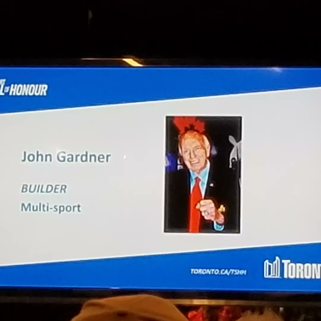 PTKsportsdude's tweet photo. #tosport 2022 Builder inductee @GTHLHockey John Gardner. John served the #gthl from 1975 to 2015. Award accepted by Scott Oakman. https://t.co/7SpwrwNUfZ