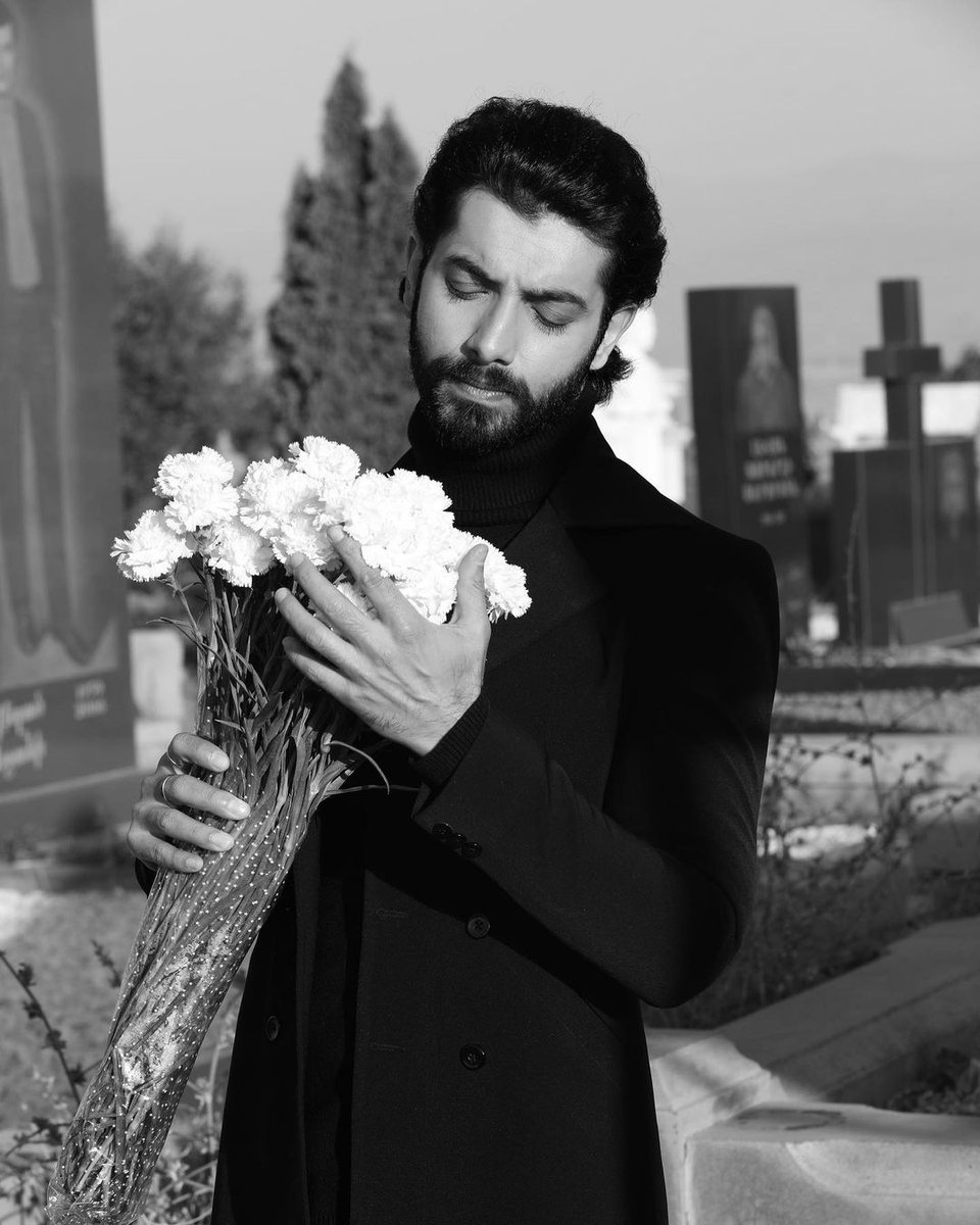 sharadking009's tweet photo. 🔥🔥🔥🔥🔥
#SharadMalhotra #eniqismat #Smaray https://t.co/Z9mFxIOzzC