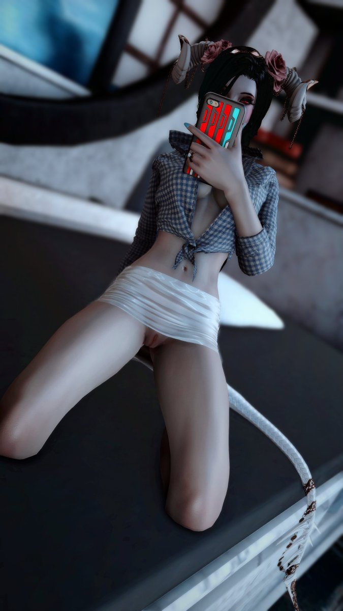 SuccubusOf13th's tweet photo. Seems like this is going around again and since I'm at 100 followers now I'm very curious😘 https://t.co/cwEbXRANjU