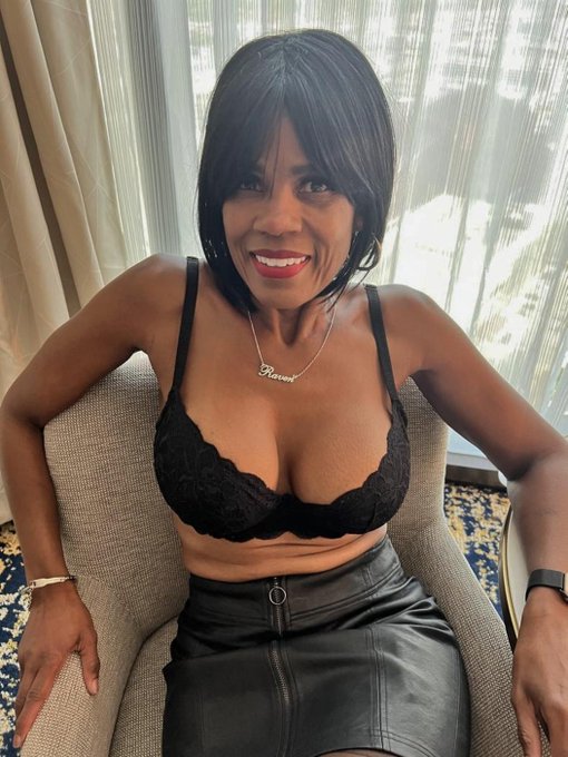 https://t.co/WJ0eXVZ4s7 Mistress Raven: Sex Therapy With Spike Irons- Las Vegas Session  #sexy #ebony